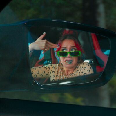 LesLionnes EP01 Stills 2026 01 23 1.1.12 2048x851 1