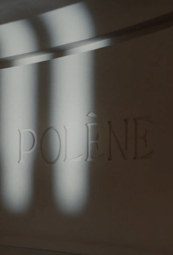 Polène – À travers champs